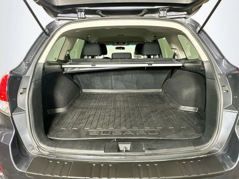 Used 2014 Subaru Outback 2.5i Premium AWD/4WD image 23