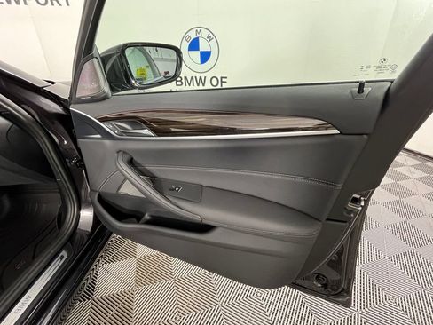 Used 2023 BMW 530i xDrive w/ Premium Package AWD/4WD image 24