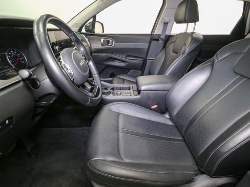 Used 2022 Kia Sorento S w/ Panoramic Sunroof Package AWD/4WD image 48