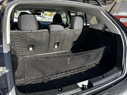 Used 2019 Subaru Crosstrek 2.0i Premium image 7