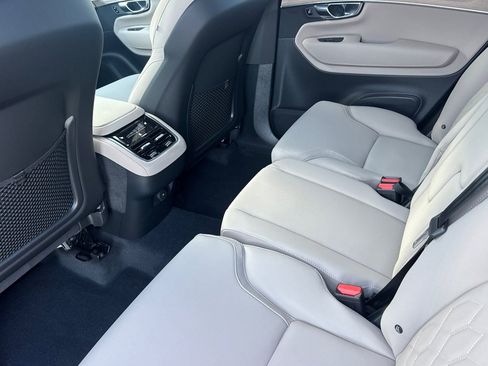 New 2026 Volvo XC90 B5 Core AWD/4WD image 4