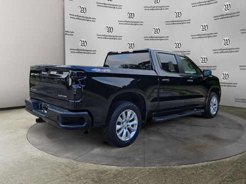 Used 2022 Chevrolet Silverado 1500 Custom AWD/4WD image 5