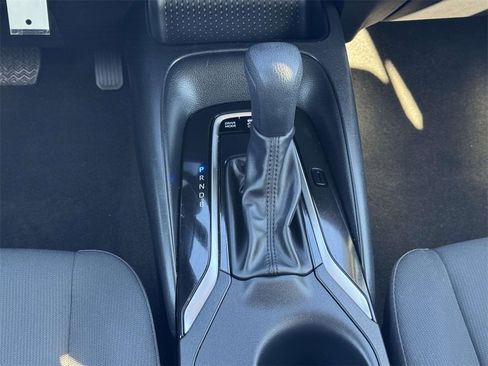 Used 2025 Toyota Corolla LE image 6