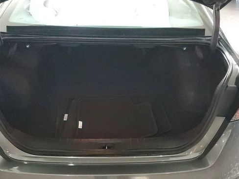 Used 2024 Nissan Altima 2.5 SR FWD image 10