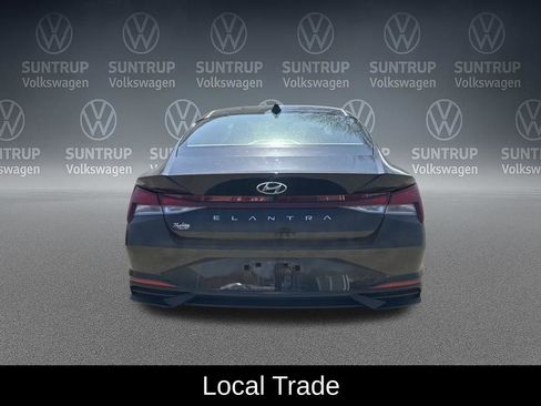 Used 2022 Hyundai Elantra SEL image 4