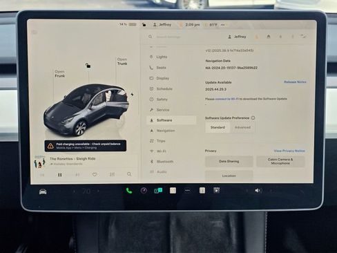 Used 2023 Tesla Model Y Long Range image 34