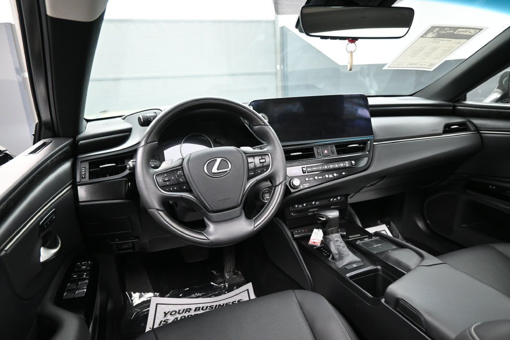 Used 2022 Lexus ES 350 w/ ES 350 Ultra Luxury Package FWD image 18