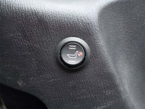 Used 2015 MAZDA MAZDA3 i Touring image 33