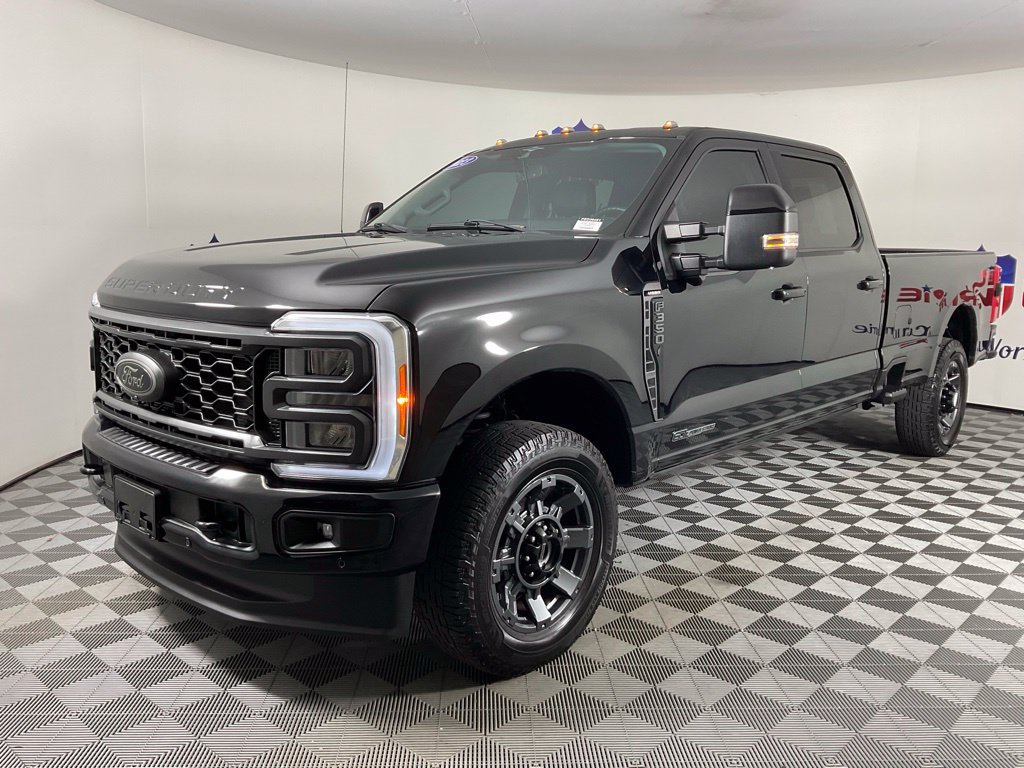 Used 2023 Ford F350 Lariat w/ Lariat Ultimate Package AWD/4WD image 7