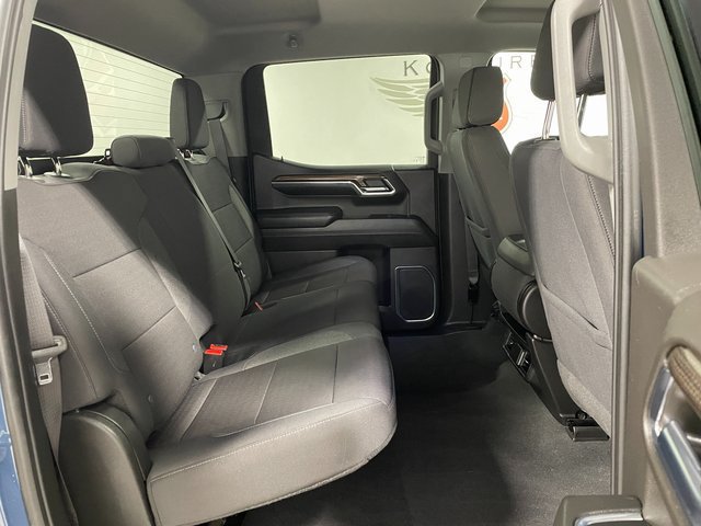 Used 2024 Chevrolet Silverado 1500 LT AWD/4WD image 21