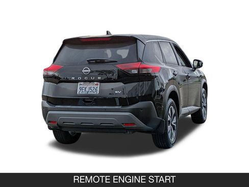 Used 2023 Nissan Rogue SV image 9