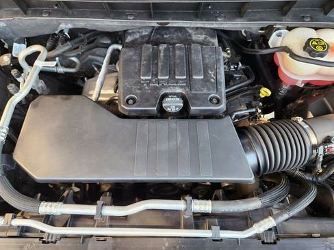 Used 2022 Chevrolet Silverado 1500 Custom image 31