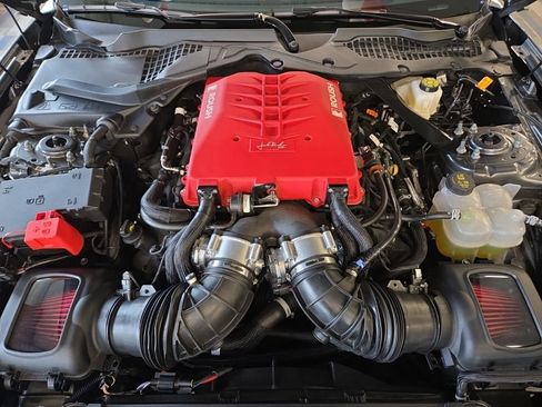 Used 2025 Ford Mustang GT Premium w/ GT Performance Package RWD image 14