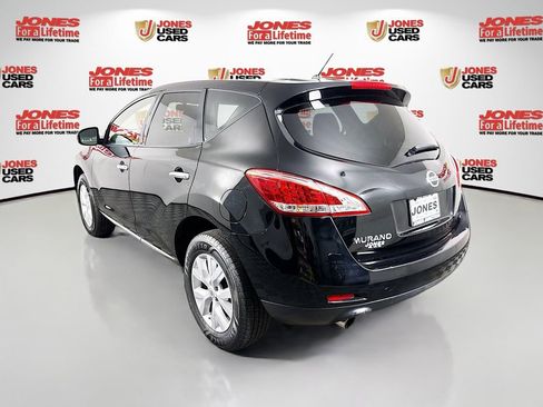 Used 2014 Nissan Murano S FWD image 2