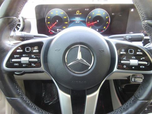 Used 2021 Mercedes-Benz A 220 4MATIC image 14