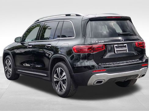Certified 2025 Mercedes-Benz GLB 250 image 5