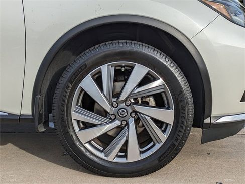 Used 2021 Nissan Murano SL w/ SL Moonroof Package image 12