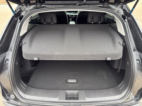 Used 2025 Chevrolet Trax LT w/ Driver Confidence Package image 38