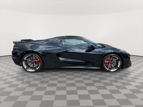 Used 2025 Chevrolet Corvette Z06 w/ Stealth Interior Trim Package image 8