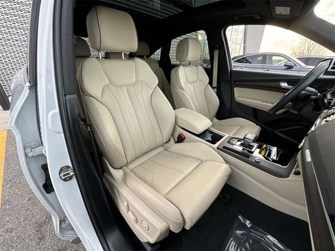 Certified 2023 Audi Q5 2.0T Premium Plus w/ Premium Plus Package image 27