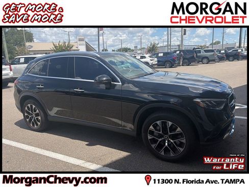 Used 2025 Mercedes-Benz GLC 350e 4MATIC image 1