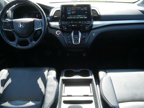 Used 2023 Honda Odyssey EX-L image 10