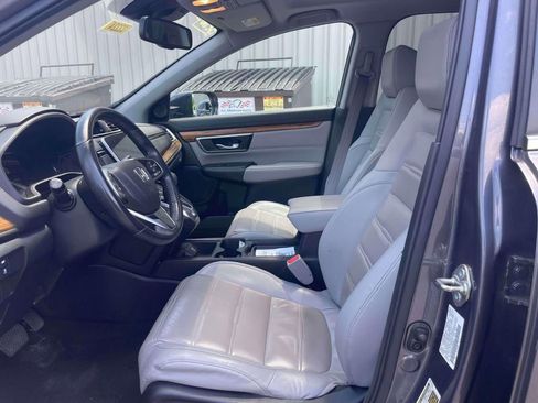 Used 2018 Honda CR-V Touring image 11