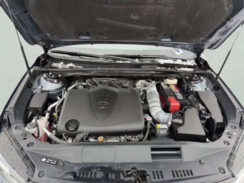 Used 2019 Toyota Avalon Limited image 29