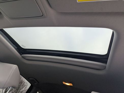 Certified 2022 Honda CR-V Touring image 12