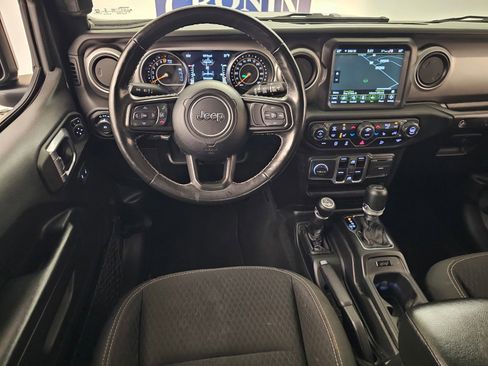 Used 2021 Jeep Wrangler Unlimited Sport image 15
