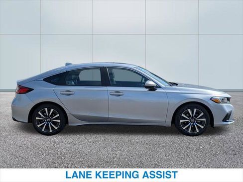 Used 2024 Honda Civic EX-L image 6