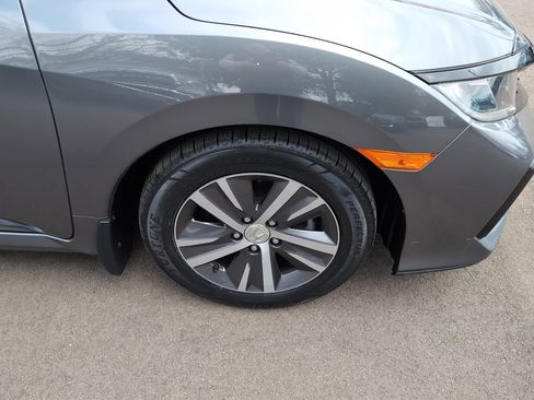 Used 2020 Honda Civic LX image 3