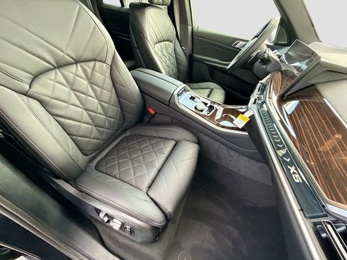 New 2026 BMW X5 xDrive40i w/ M Sport Package AWD/4WD image 15