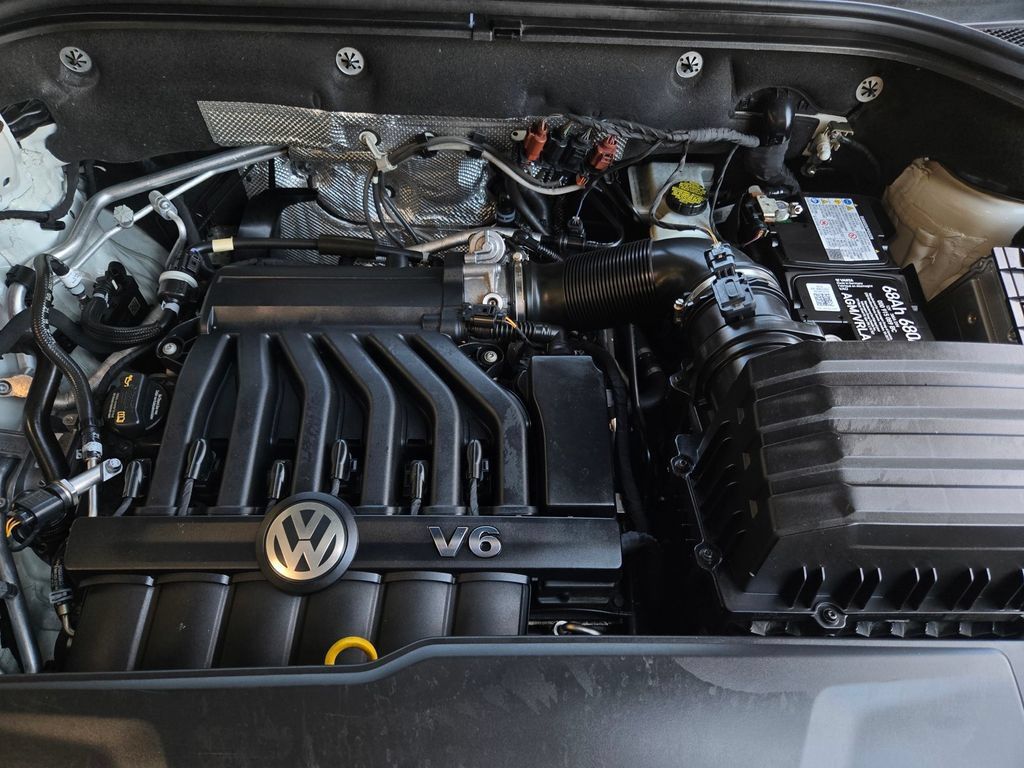 Used 2018 Volkswagen Atlas S AWD/4WD image 32