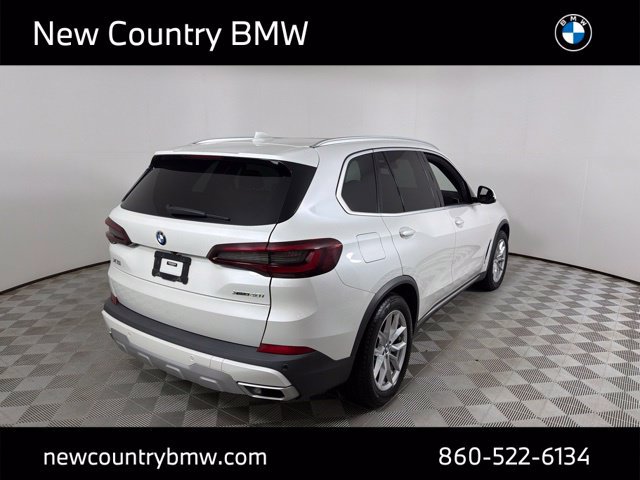 Used 2021 BMW X5 xDrive40i w/ Premium Package AWD/4WD image 4