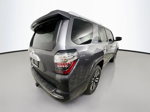 Used 2022 Toyota 4Runner Limited RWD image 4