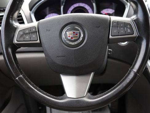 Used 2011 Cadillac SRX Luxury FWD image 18