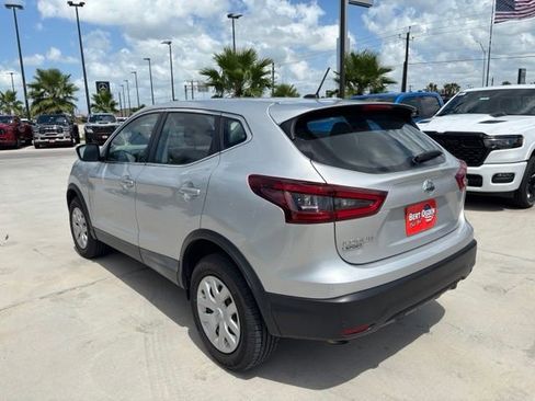 Used 2020 Nissan Rogue Sport S FWD image 4