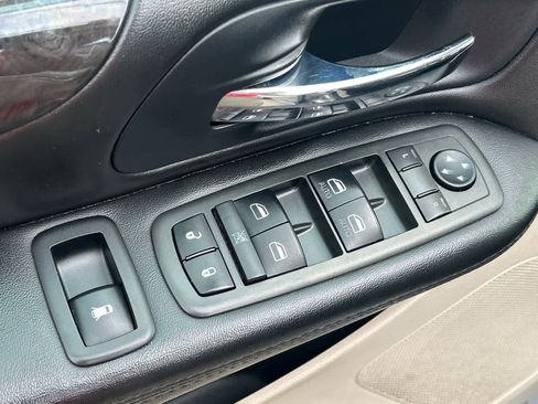 Used 2014 Dodge Grand Caravan SE w/ Quick Order Package 29E SE image 16