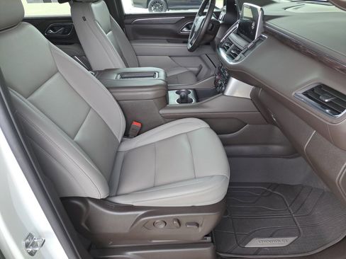 Certified 2024 Chevrolet Tahoe Z71 w/ Luxury Package image 15