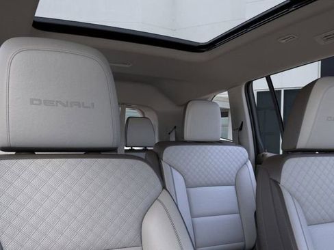 New 2026 GMC Acadia Denali w/ Super Cruise Package image 24