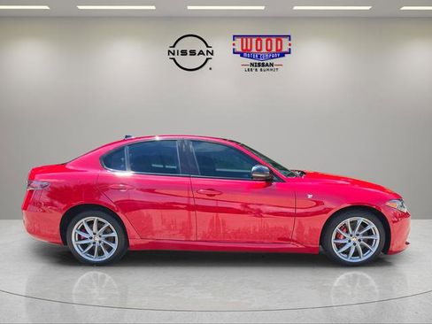 Used 2024 Alfa Romeo Giulia Ti w/ Active Assist Plus Package AWD/4WD image 2