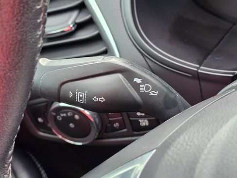 Used 2024 Ford Edge Titanium image 22