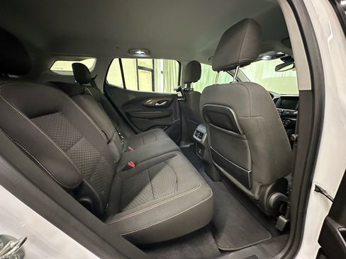 Used 2020 GMC Terrain SLE w/ Elevation Edition FWD image 17