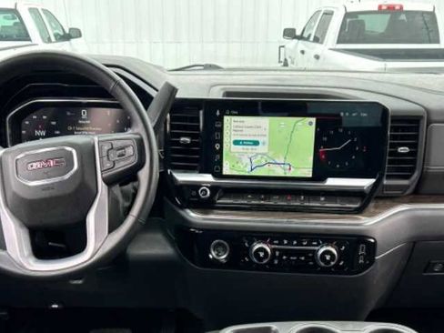 Used 2023 GMC Sierra 1500 Elevation image 5