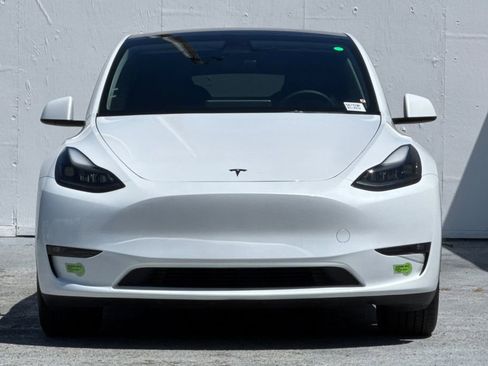 Used 2023 Tesla Model Y Long Range AWD/4WD image 8