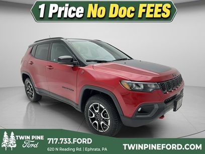 Used 2025 Jeep Compass Trailhawk