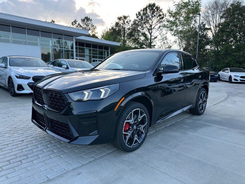 New 2026 BMW X2 xDrive28i w/ Technology Package AWD/4WD image 3