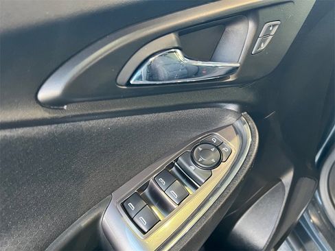 Used 2019 Chevrolet Malibu LT image 22