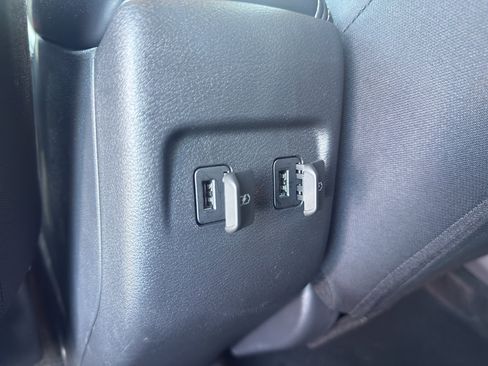 Used 2024 Nissan Kicks SV image 27